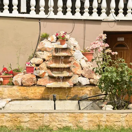 Koviou Village Отель